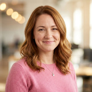Emily Watson, listed as Head of Customer Support at Sablevor, in a profile image